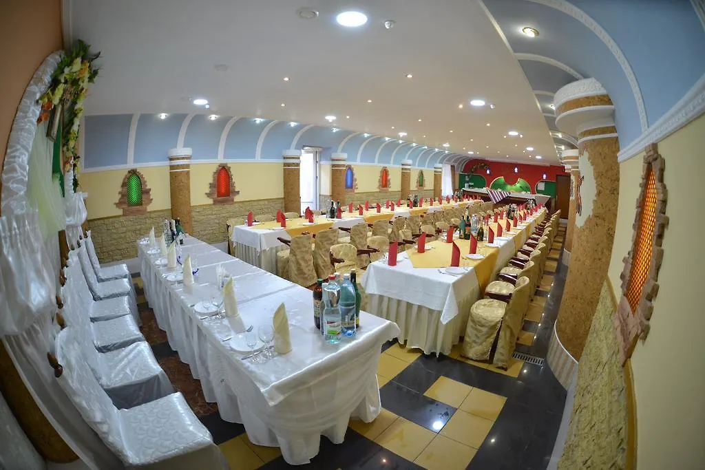 Nton Hotel 리비프